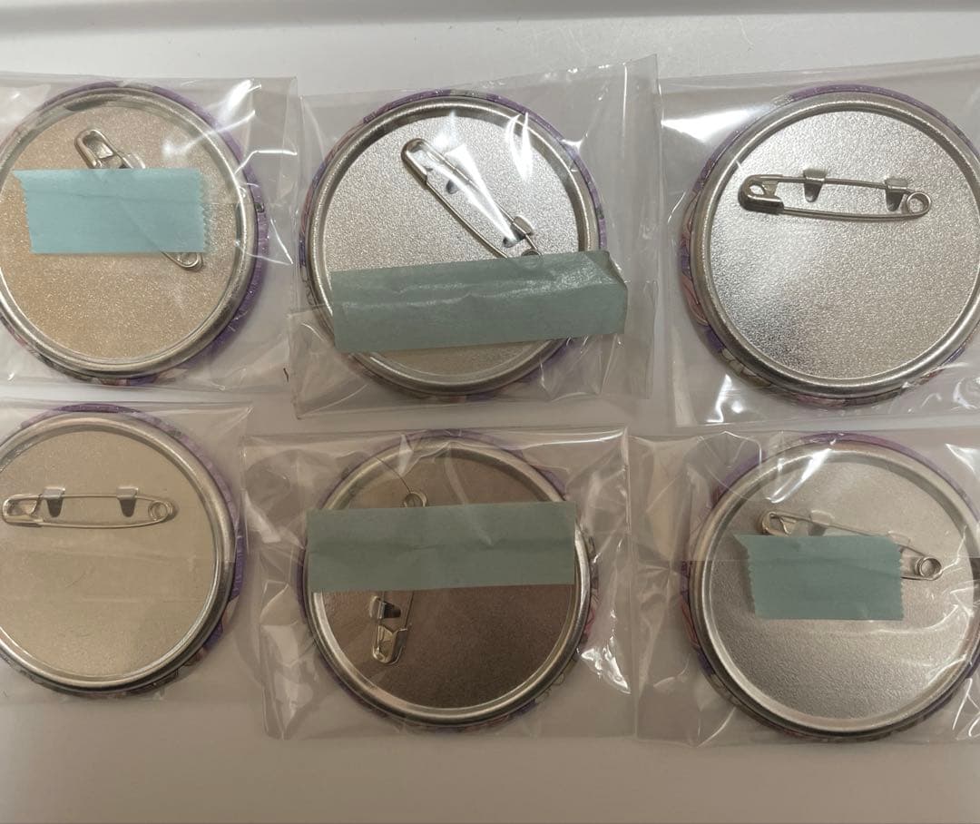 プロセカ 暁山瑞希 グリッター缶バッジ