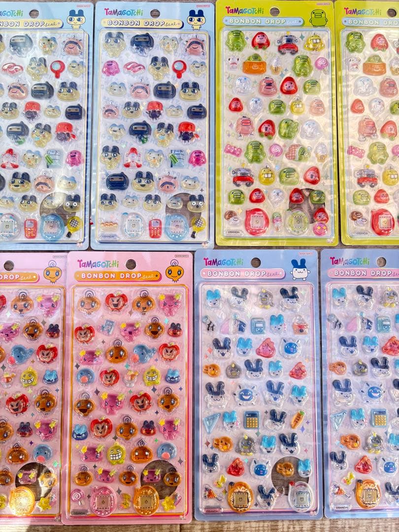 【国内正規品】たまごっち ボンボンドロップシール 4種　8枚　本日発送⭕️
