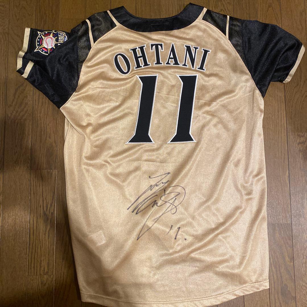 大谷翔平 サイン入りユニフォーム 日本ハムファイターズビジターユニ