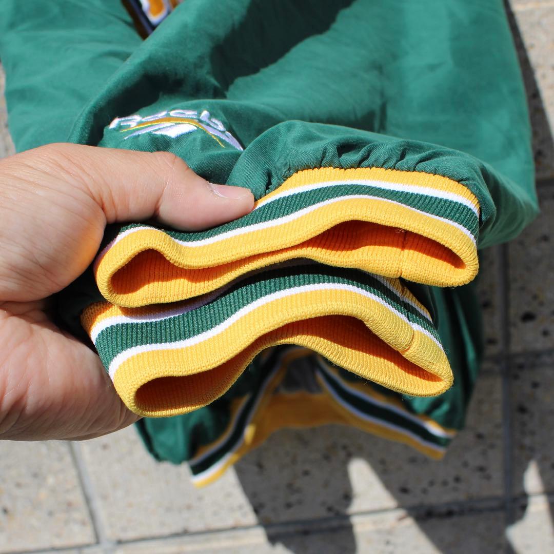 Reebok × NFL グリーンベイ パッカーズ XL 古着 プルジャケット