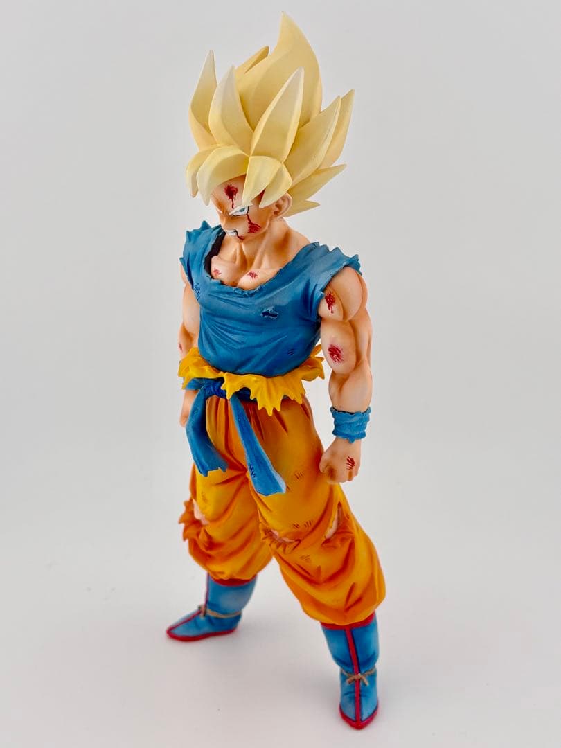 ドラゴンボール フィギュア 超サイヤ人孫悟空 クリアライズシリーズ リペイント品