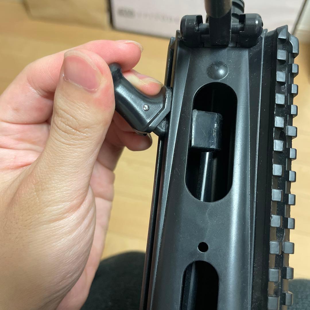 東京マルイ タボール21 ブラック スコープ・ライト付 10禁