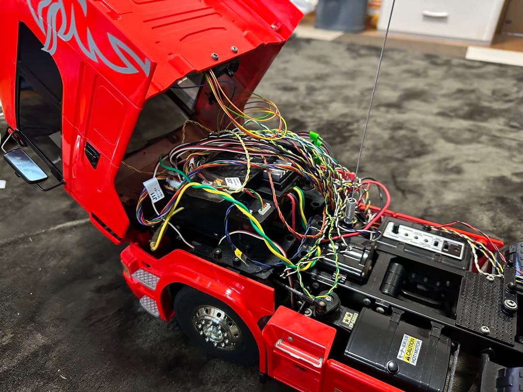 送料無料 スカニアR620 完成品 ラジコン プロポ難あり