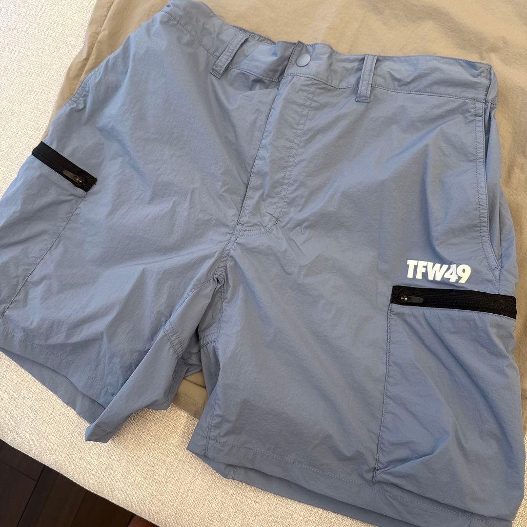 TFW49 ウィンドブレーカー　りんぱぱ