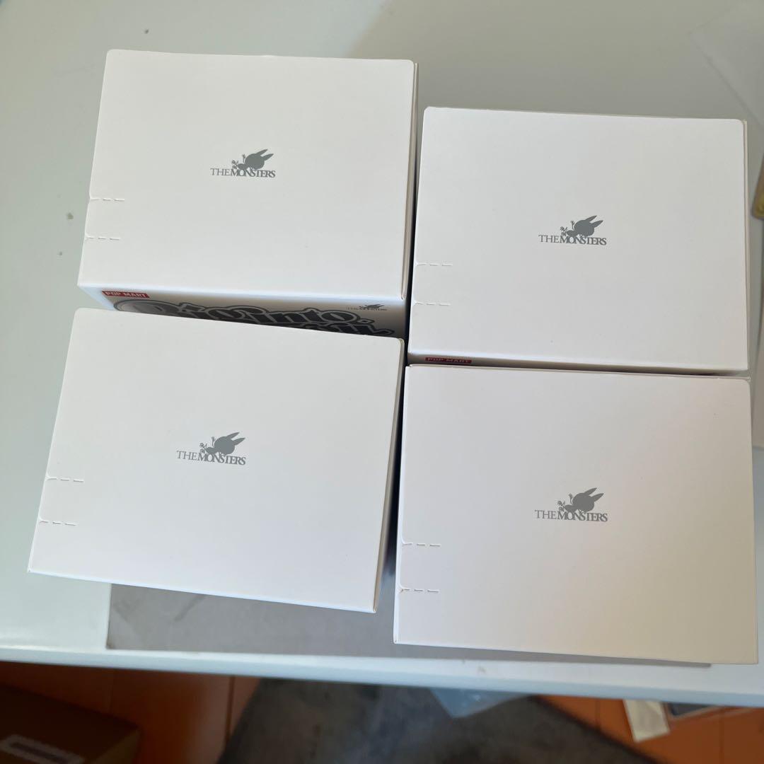 Labubu Big into Energy 4箱