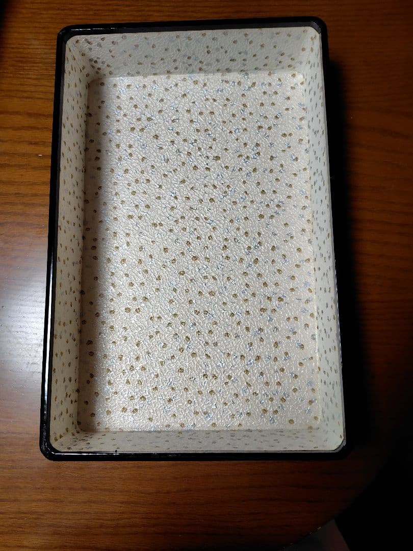 免状箱・房付き・内側金銀和紙張り・漆器