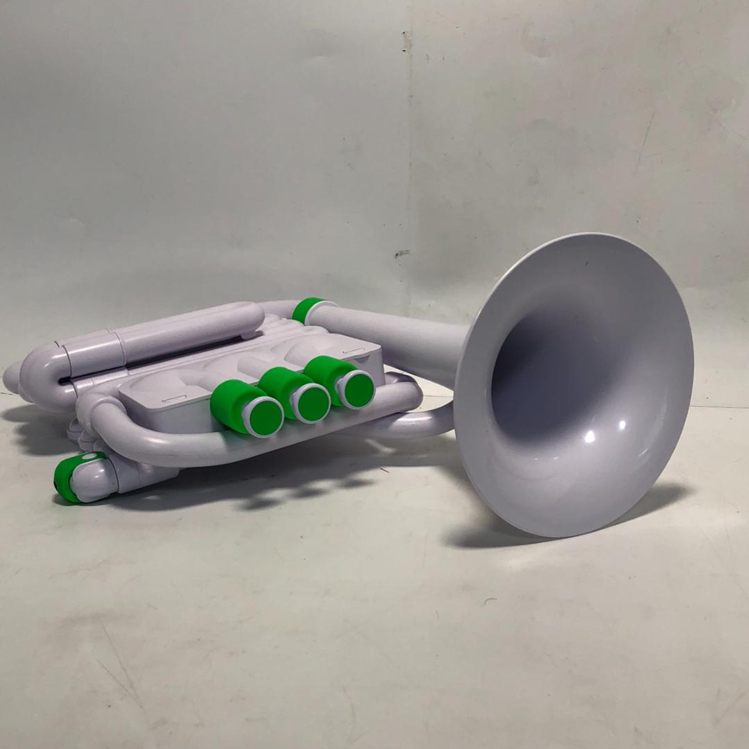 NUVO jHorn ヌーボ ホルン 楽器 プラスチック製管楽器