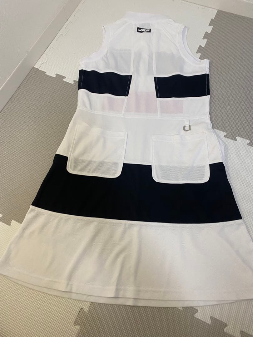 【極美品】ジュンアンドロペ ゴルフワンピース インナー付 白黒ピンク S