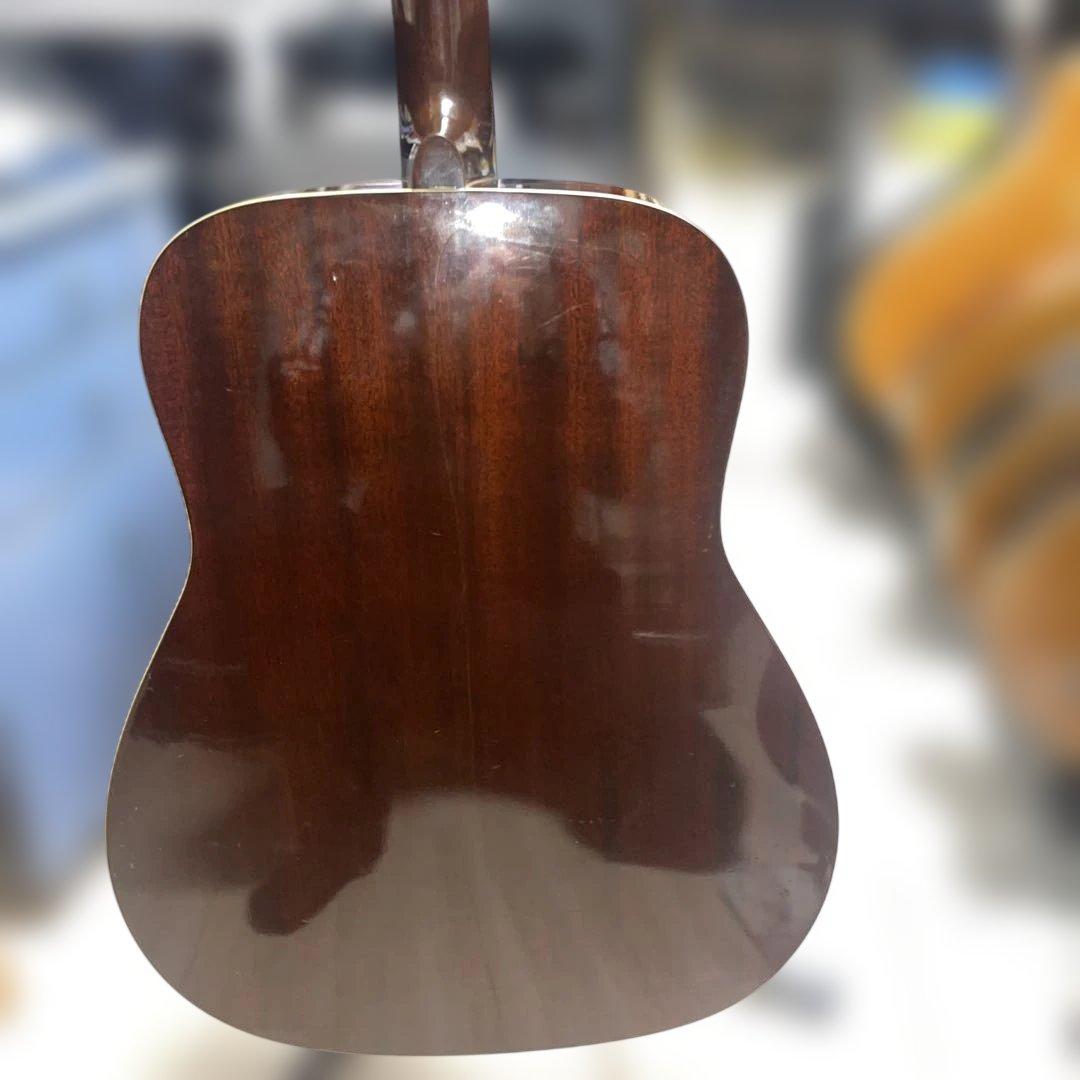 低音激鳴り　ヤマハFG-200 ブラックラベル