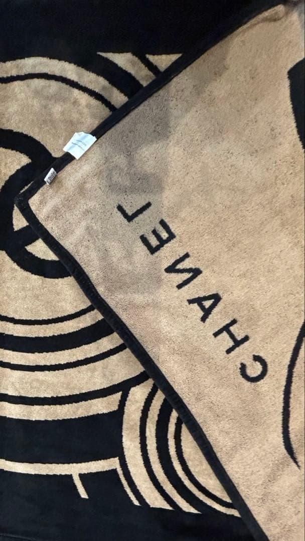 CHANEL ビーチタオル　ブラック×ベージュ　シャネル