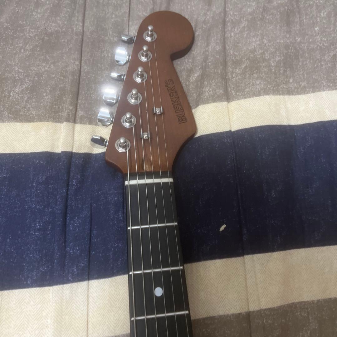 ストラトキャスタータイプ ブラックエレキギター