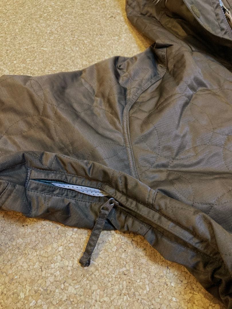 スノーボードウェア　上下セット　アシックス