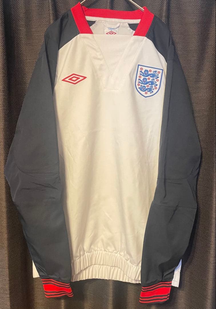 【希少】イングランド代表 アンブロ トレーニングトップ L デサント製 刺繍ロゴ