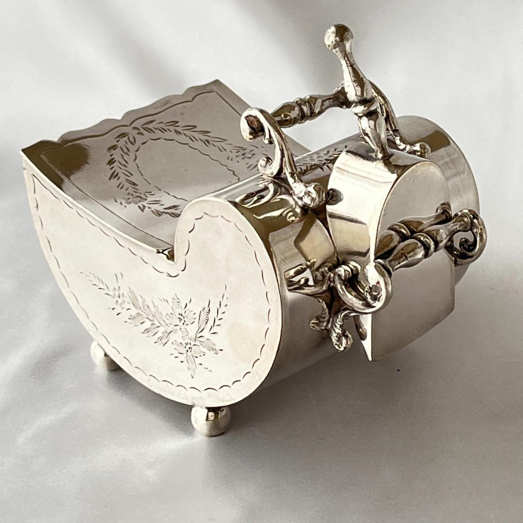 【英国】シュガーボックス / スカットル スコップ【シルバープレート】