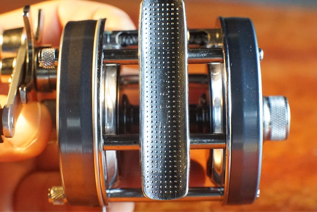 ABU アンバサダー 5500C メンテ済 フレーム修正済