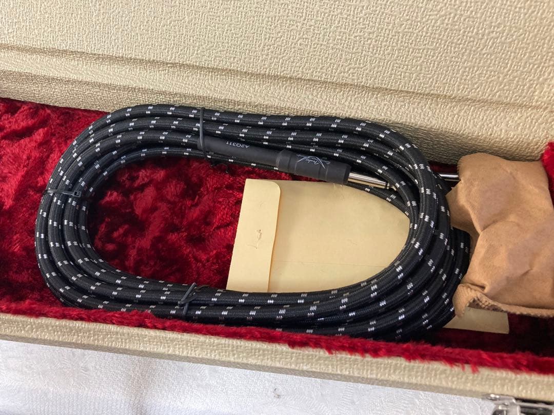 大幅値下げ、カスタム　ショップ　ストラトキャスター2015