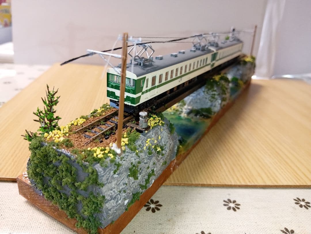 Nゲージ 鉄道模型 ジオラマ　車両付き（その6)