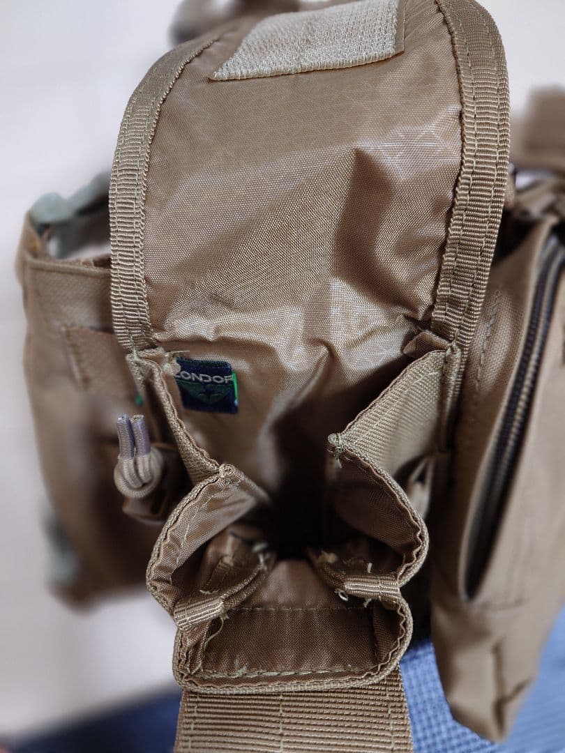 ほぼ新品 オードナンス フロントファステック チェストリグ コヨーテ 実物