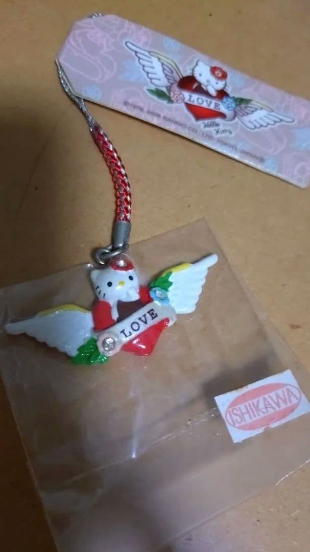 公*o様 【レア】ハローキティ エンジェルストラップ