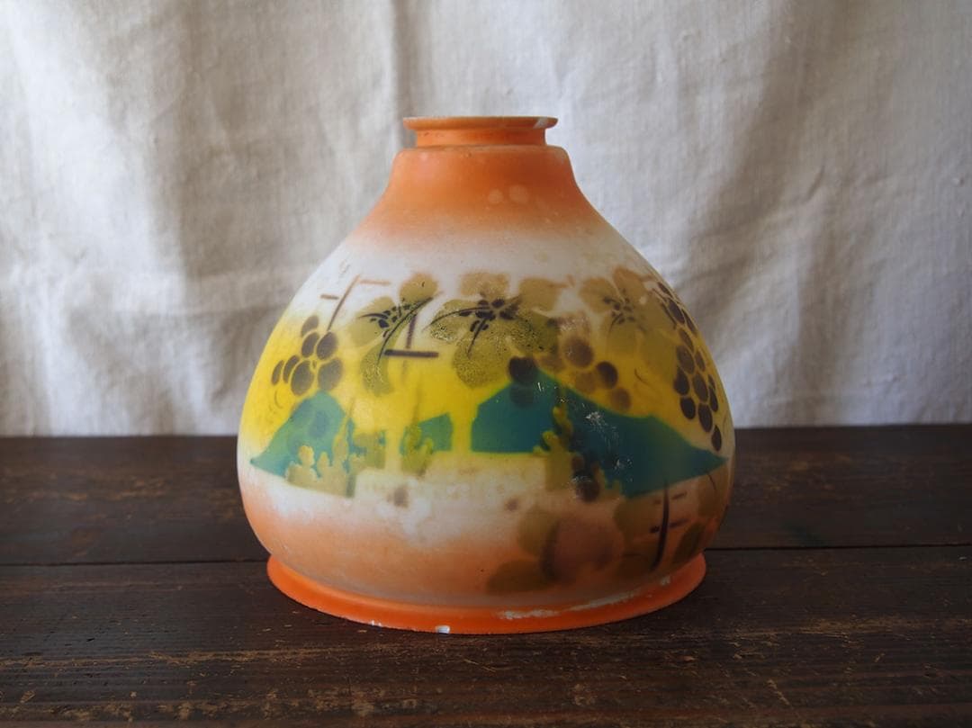 磨りガラスにブドウの模様 アール・デコ ランプシェード電笠 工藝/K399