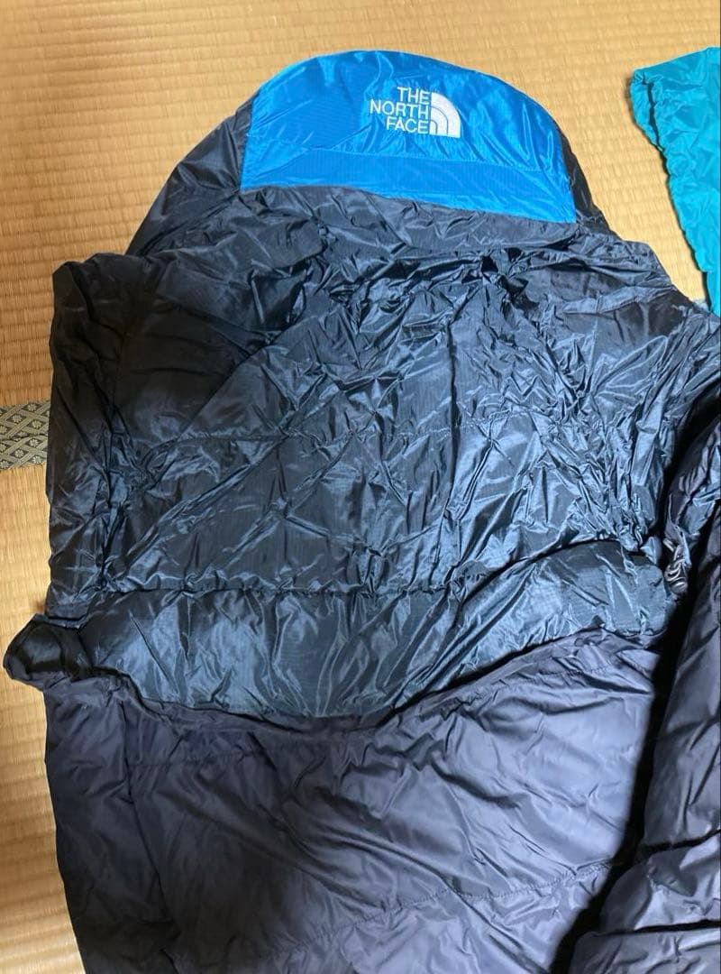 The North Face マミー型ダウン寝袋 青/黒　極寒地可能