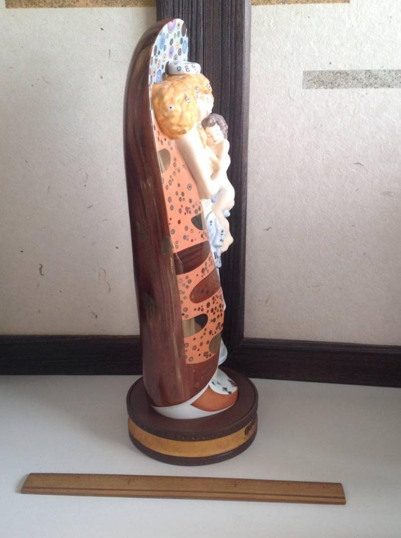 置物：Goebelグスタフ・クリムト『Die drei Lebensalter』