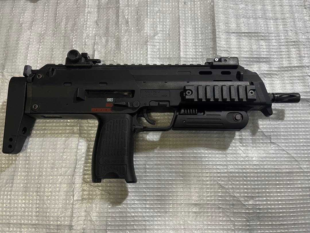 東京マルイ　MP7A1 ガスブローバック　マガジン２本他レールストックアダプタ等