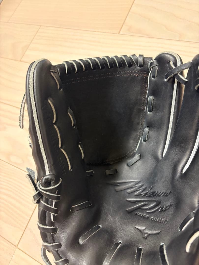 こ*け様 ミズノプロ 硬式グローブ 右投手用 11サイズ