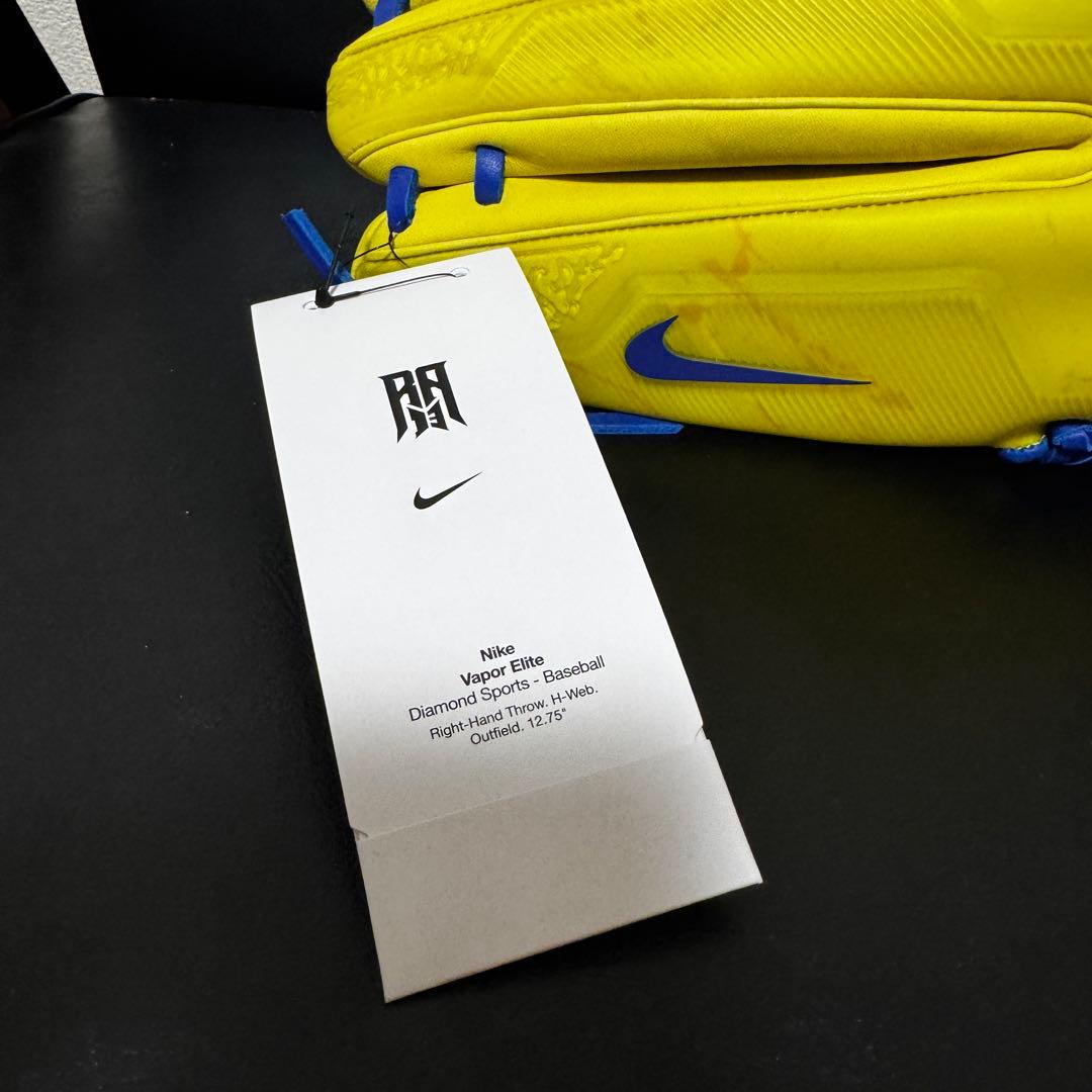 NIKE Vapor Elite アクーニャJr モデル イエロー グローブ