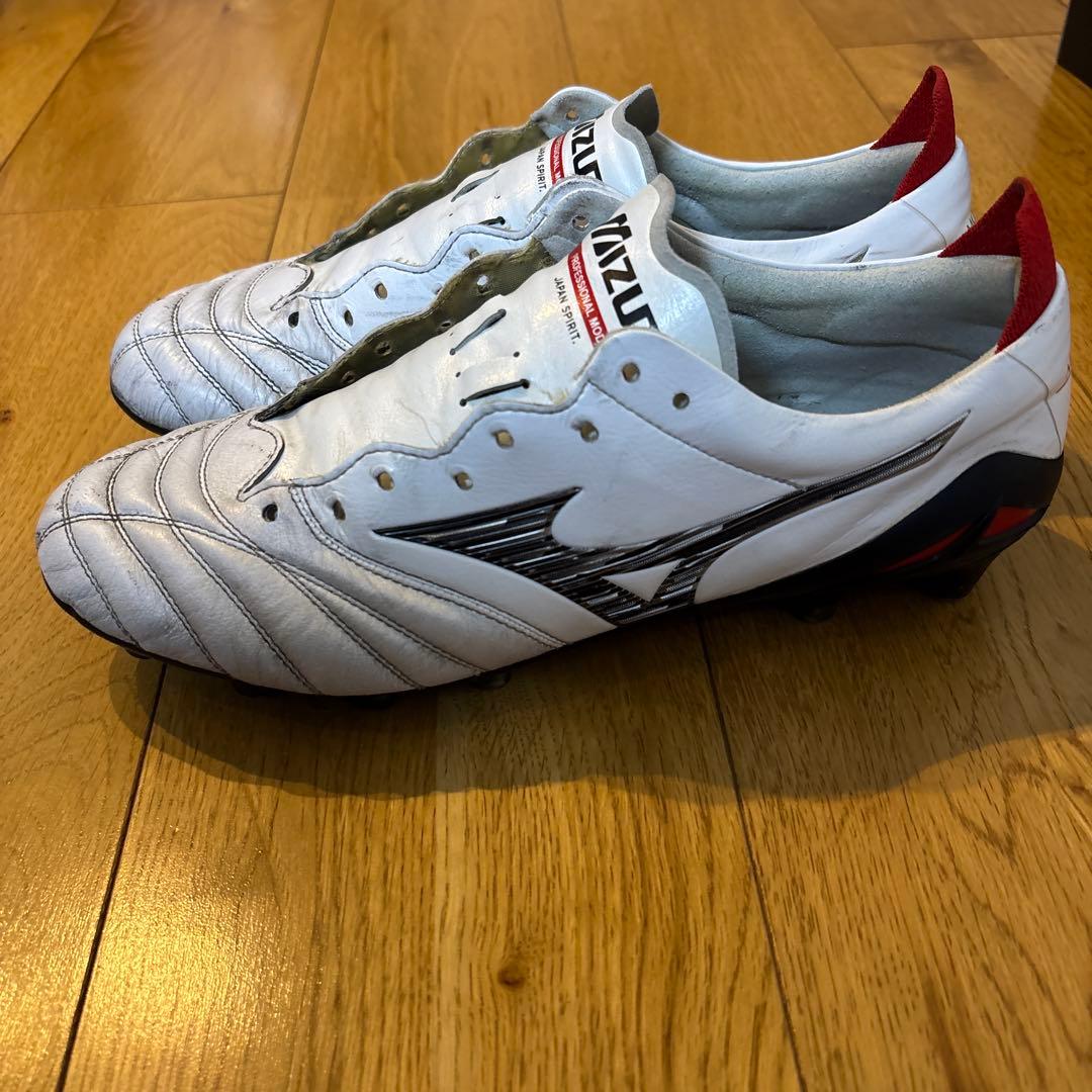MIZUNOモレリアNEO 4 26.0