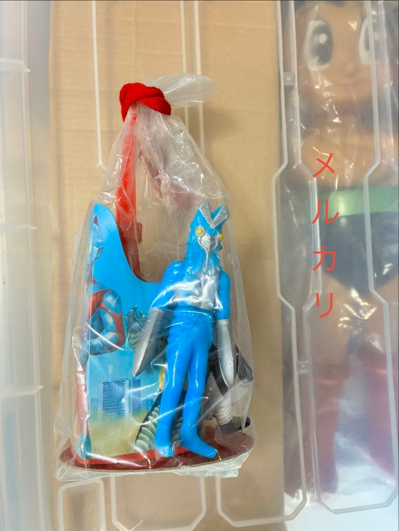 ウルトラマン タワーセット　ソフビ ポピー　丸越　バルタン星人　ゼットン