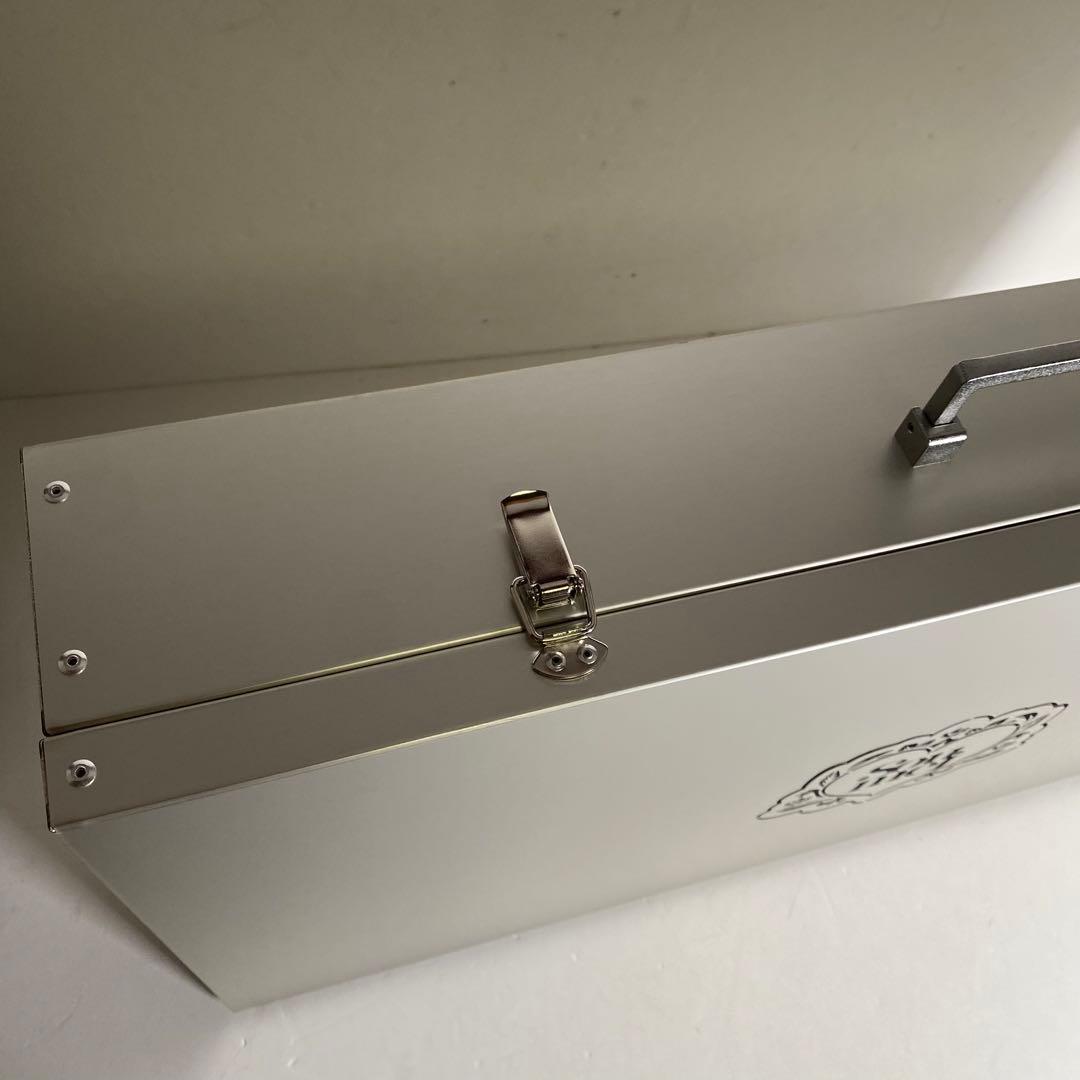 ソウメイ　アタッシュケース　ル　セクストゥール　レッド　ブラック　シルバー