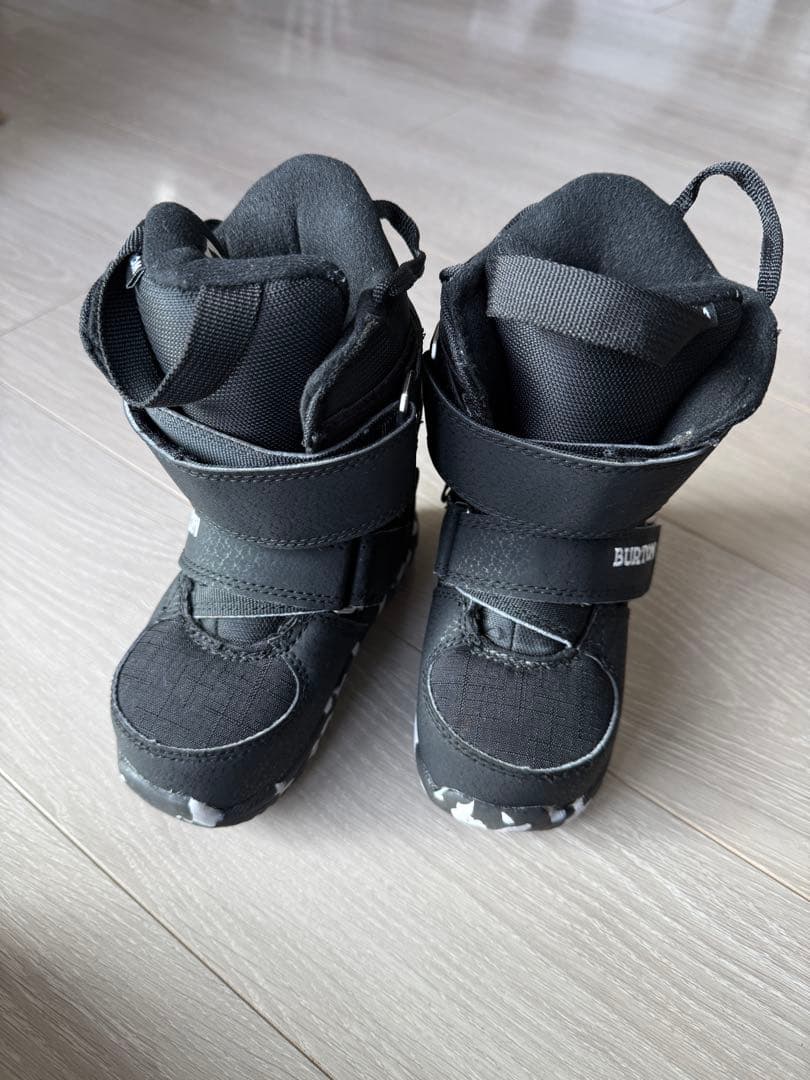 BURTON キッズ用スノーボードブーツ