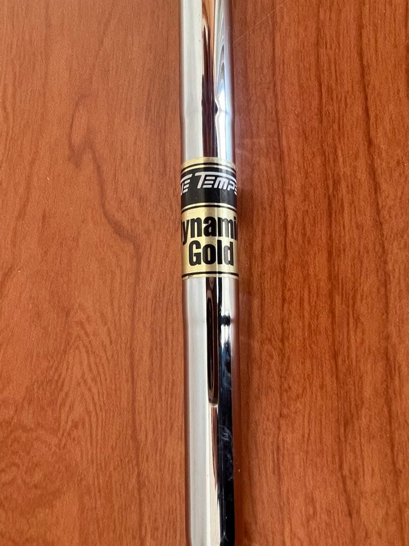 ブリヂストン　バイティングスピン　50°、56° シャフトDG s200