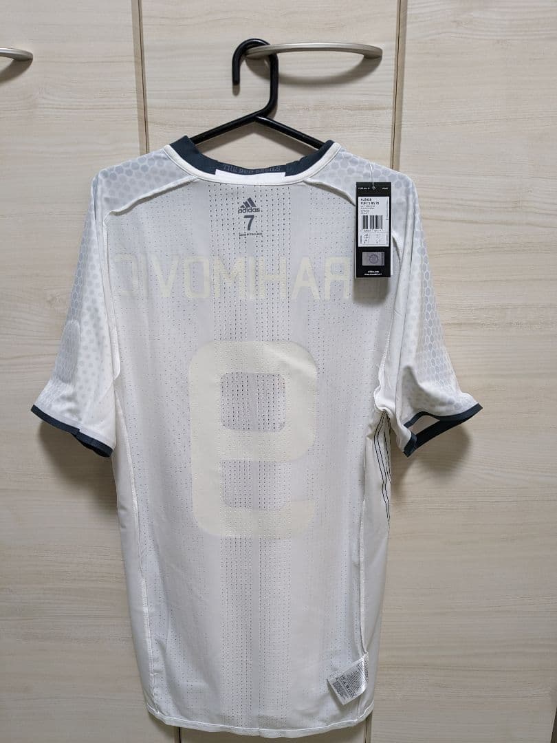 ２０１６シーズン　マンチェスターユナイテッド　イブラヒモビッチ　ユニフォーム