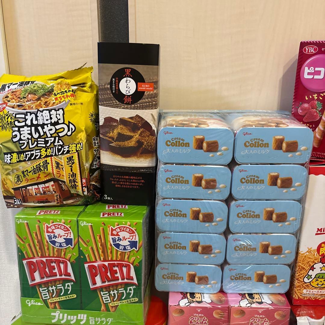 新品⭐︎ゼリー　チョコ　ポテチ　カップ麺など　お菓子大量　まとめ売り⭐︎