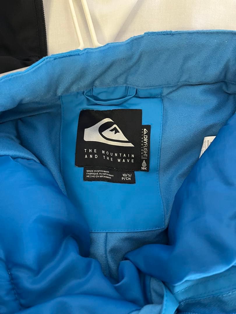 Quiksilver スノーボードウェアセット（子ども用）　140