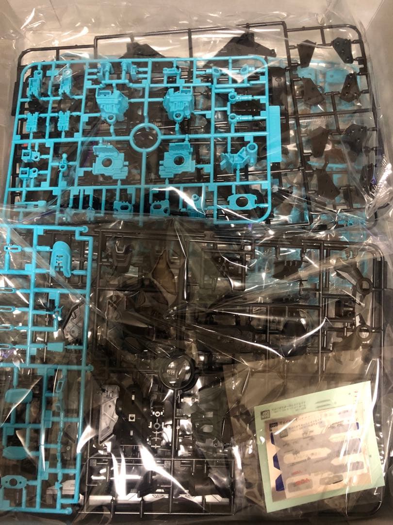 MG 1/100 ストライクフリーダムガンダム ネオンブルー