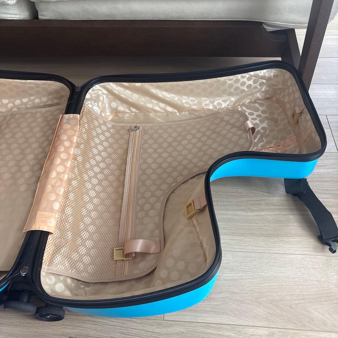 座れる　スーツケース　Mサイズ