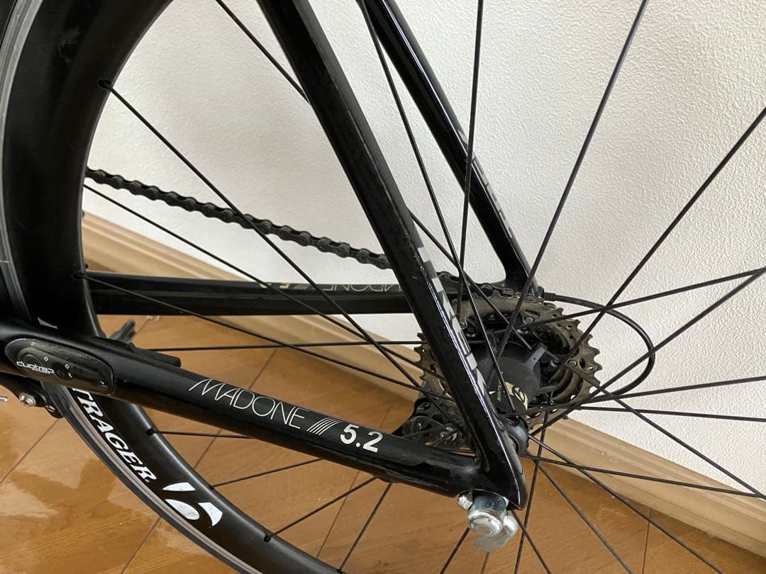 トレック マドン5.2 ロードバイク