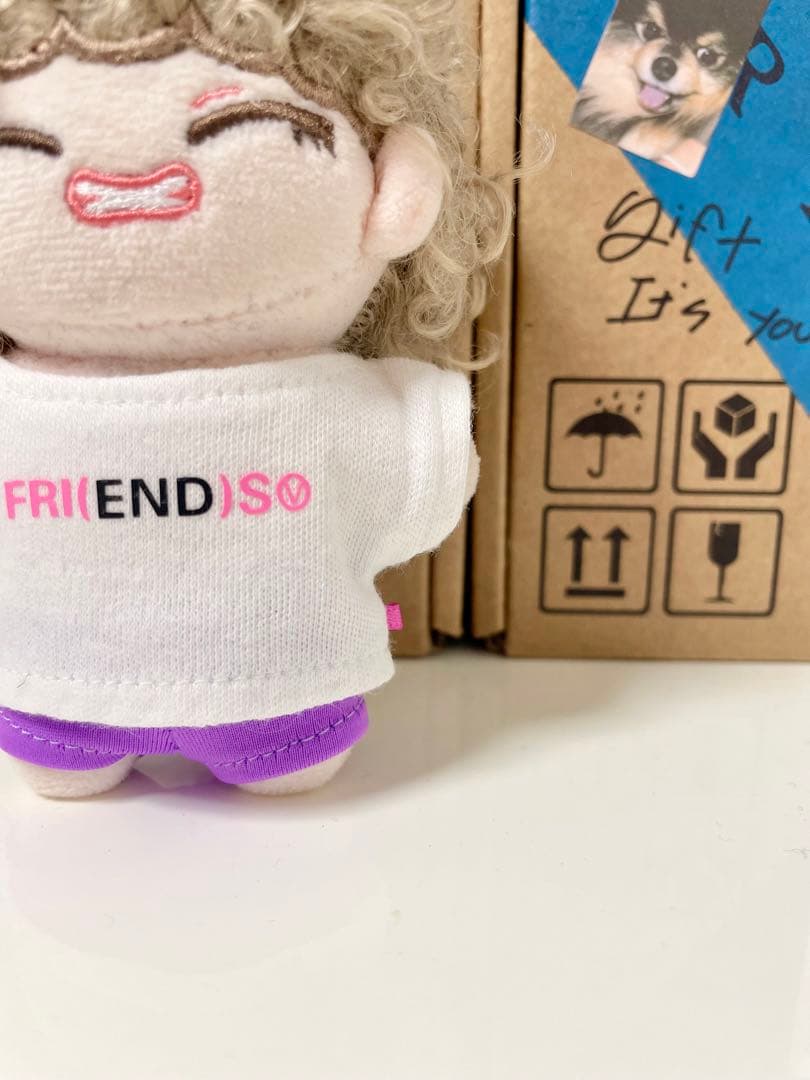 BTS テテ　FRI(END)S Tシャツ　ぬいぐるみ服