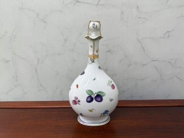 値下げ　サントリー　リチャードジノリ　ウイスキー　陶器ボトル　600ml　未開栓