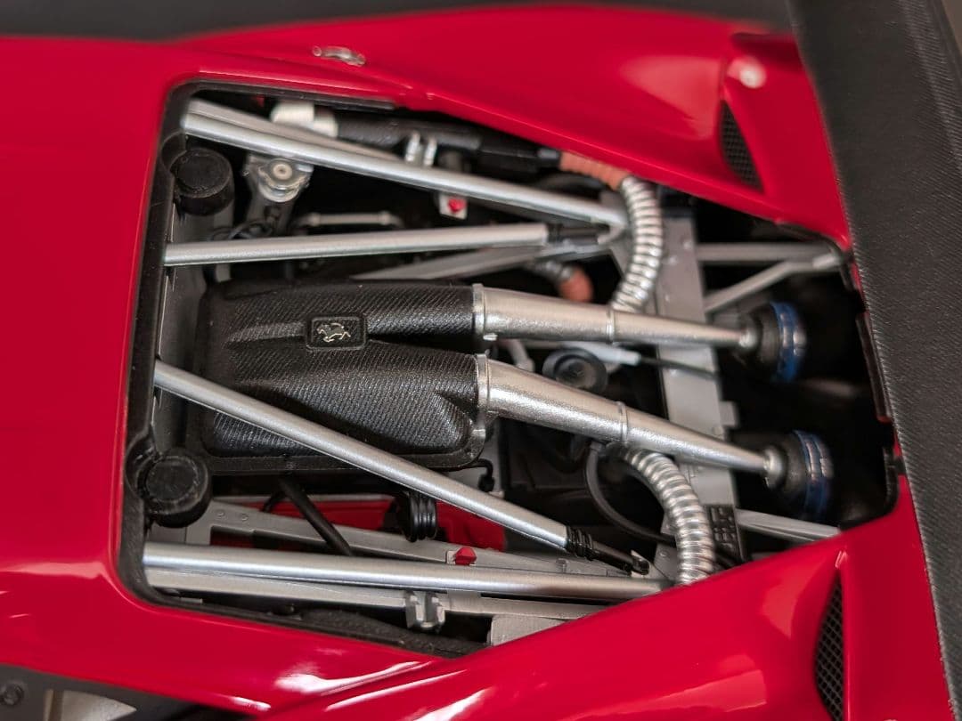 ホットウィールエリート 1/18 フェラーリ 458 イタリア GT2