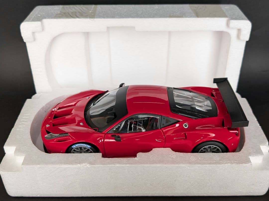 ホットウィールエリート 1/18 フェラーリ 458 イタリア GT2