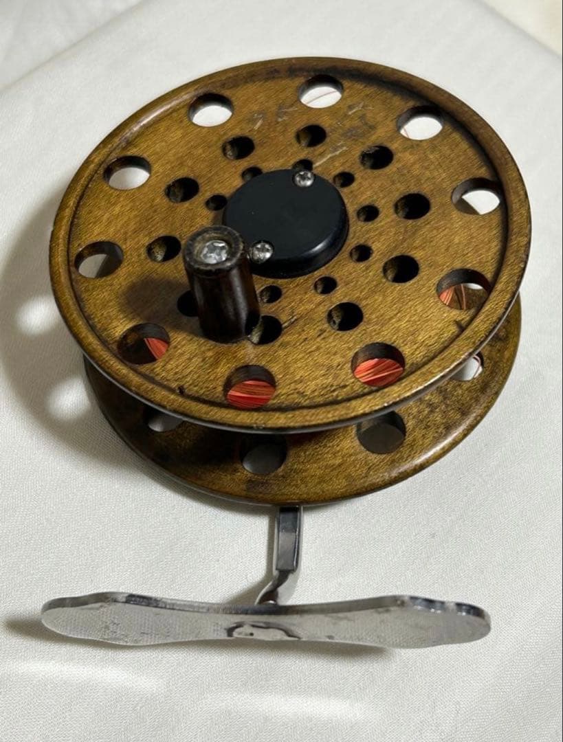 【良品】宇崎日新　NISSIN　釣竿　黒鯛　チヌ用　天然木リール　糸　取説有り