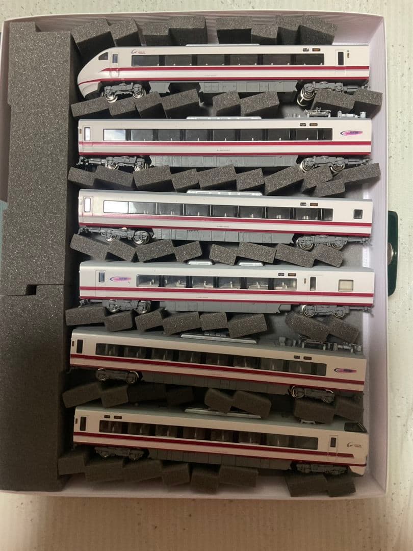 匿名配送　KATO 681系 スノーラビットエクスプレス