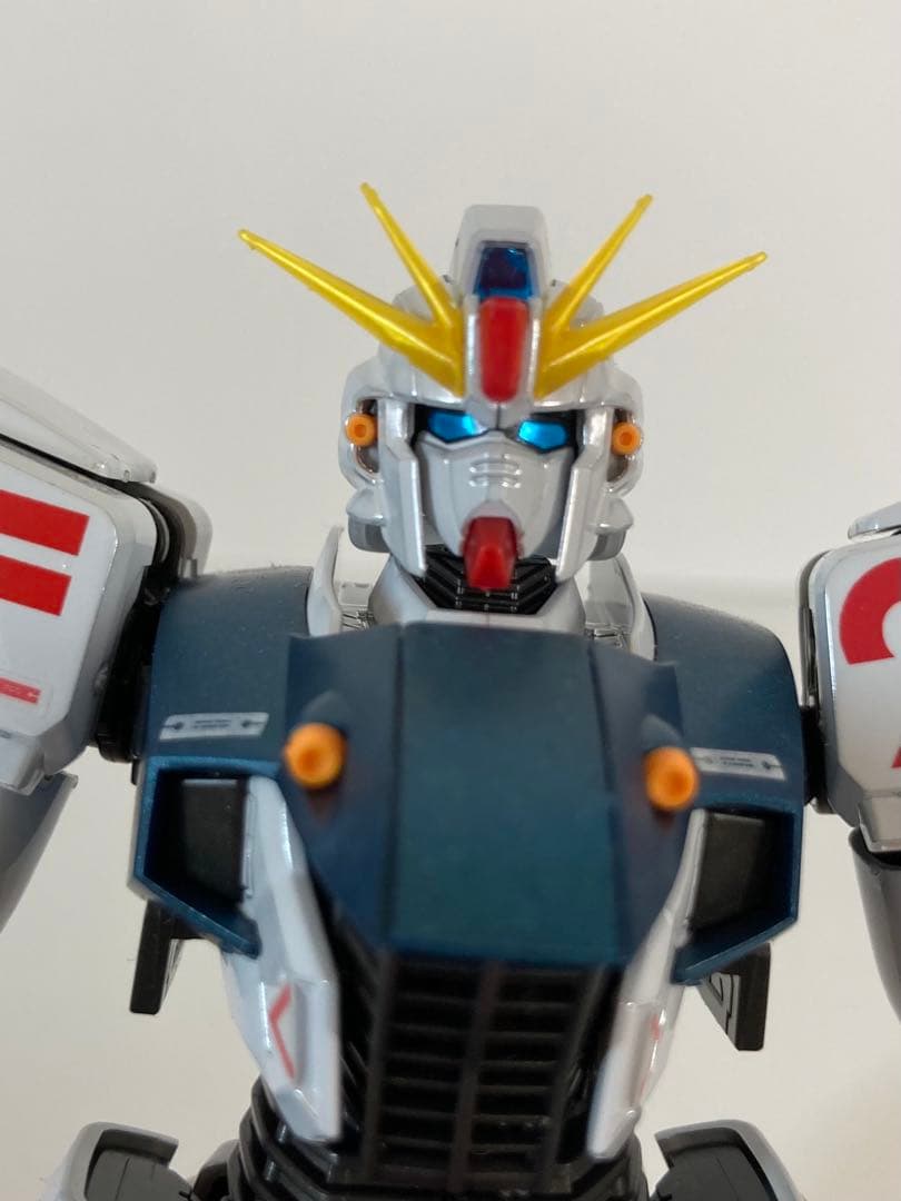 MG 1/100 ガンダムF91 Ver.2.0 ［チタニウムフィニッシュ］