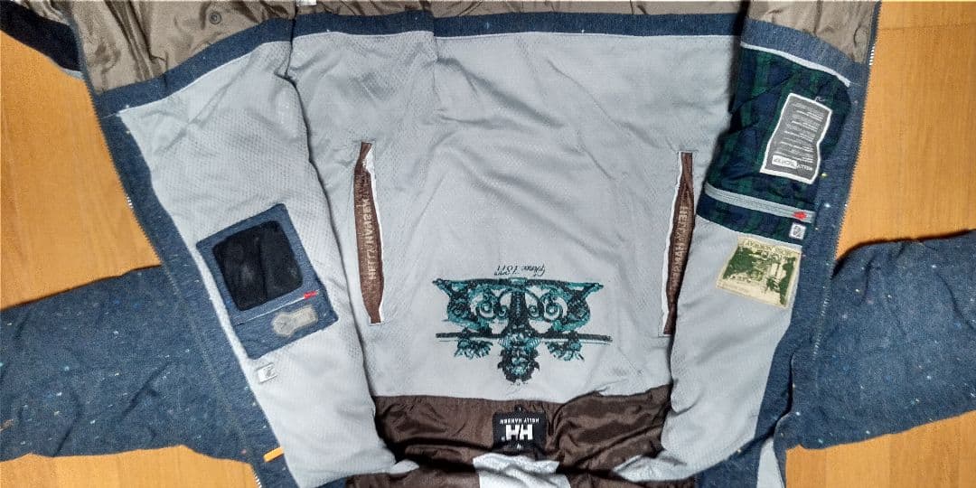 ヘリーハンセン　スキーウェア メンズ 　L パウダー　オフピステ