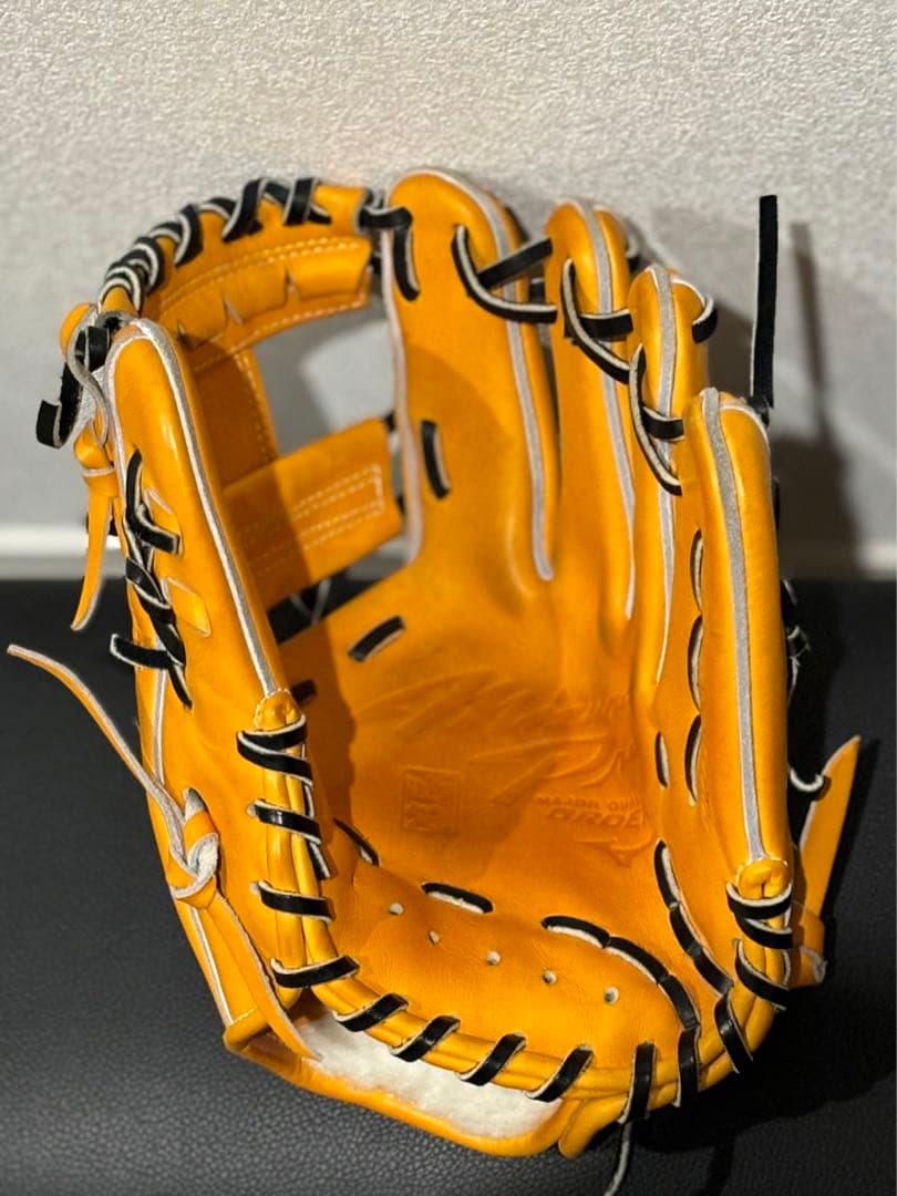 ミズノプロ　クラフトマン監修グラブ　坂本モデル