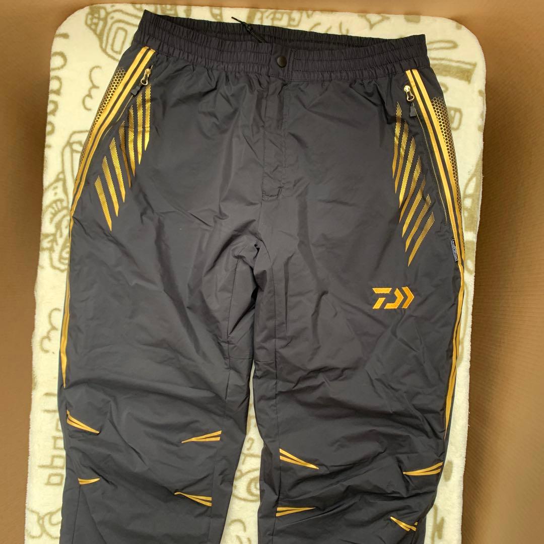 ダイワトーナメントミドルスーツ上下 帽子　グローブセット販売